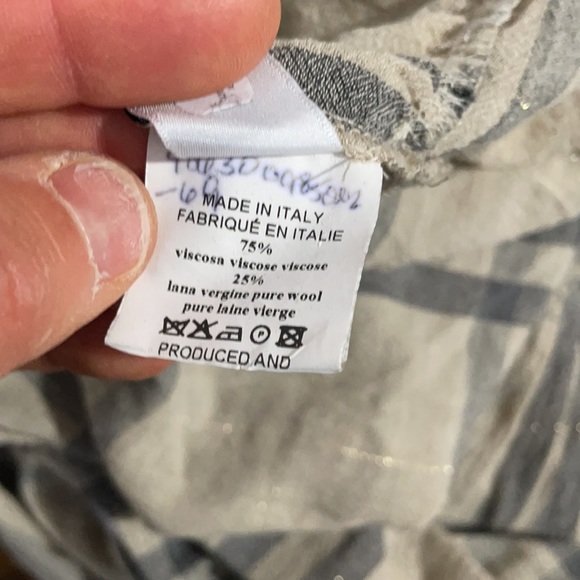 Designer dress - Picture 4 of 4